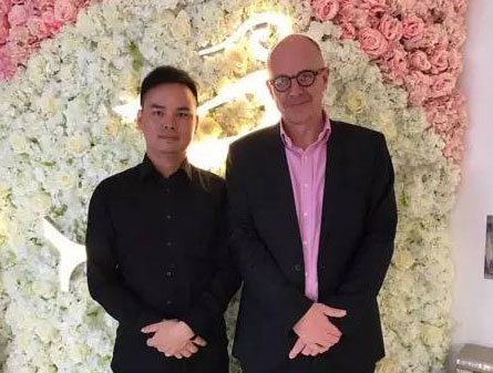 6月25日网红亮相深圳面部整形节，解密“中心逆龄”
