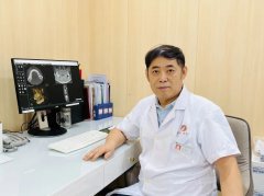 医精于齿 德馨于口——杨传才主任的口腔医学征程
